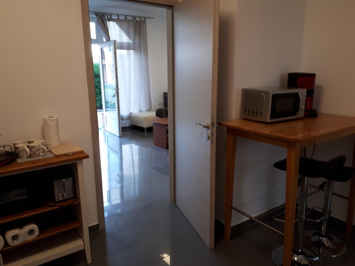 Kertvarosi Apartman II Tiszaujvaros Exterior photo